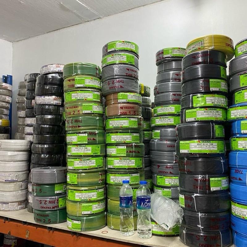 สายไฟ THW IEC01 YAZAKI 1x2.5 ตร.มม. 100 เมตร สีเขียวคาดเหลือง